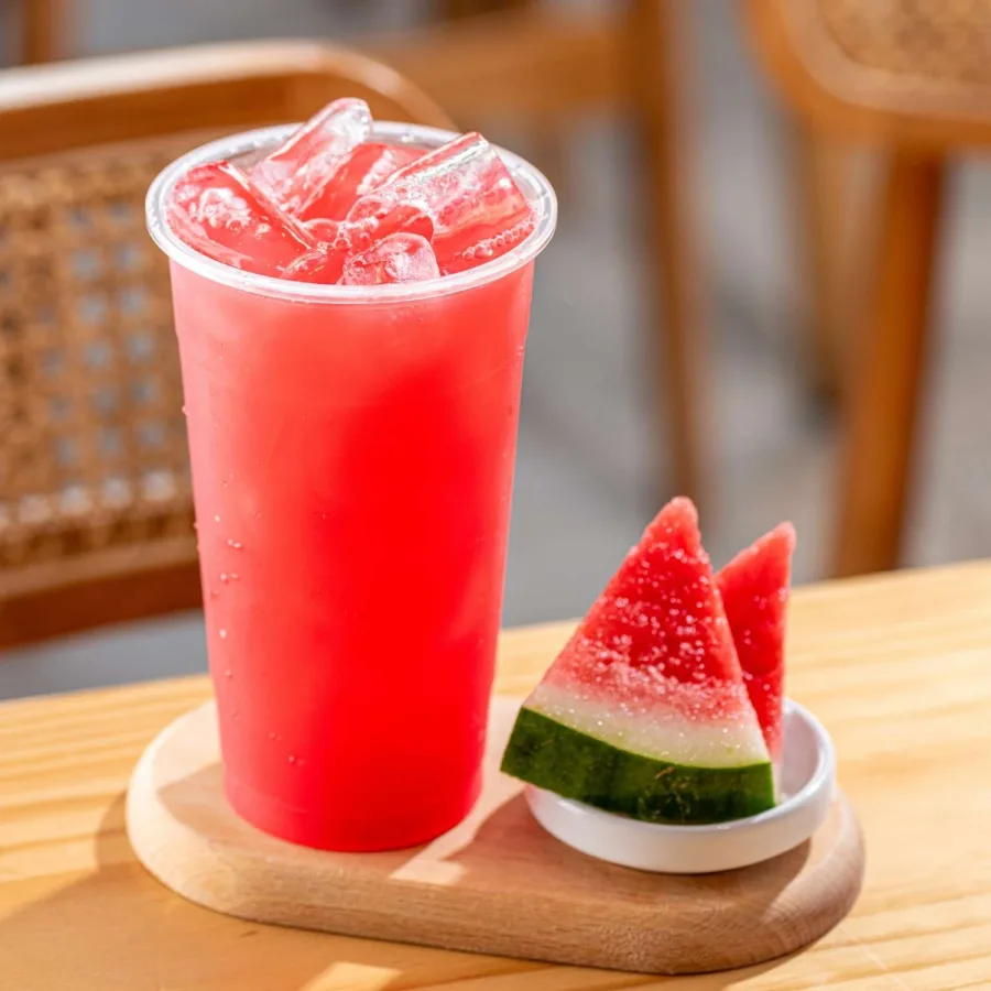 鲜榨西瓜汁 (冷) Refreshing Watermelon Juice (Cold)