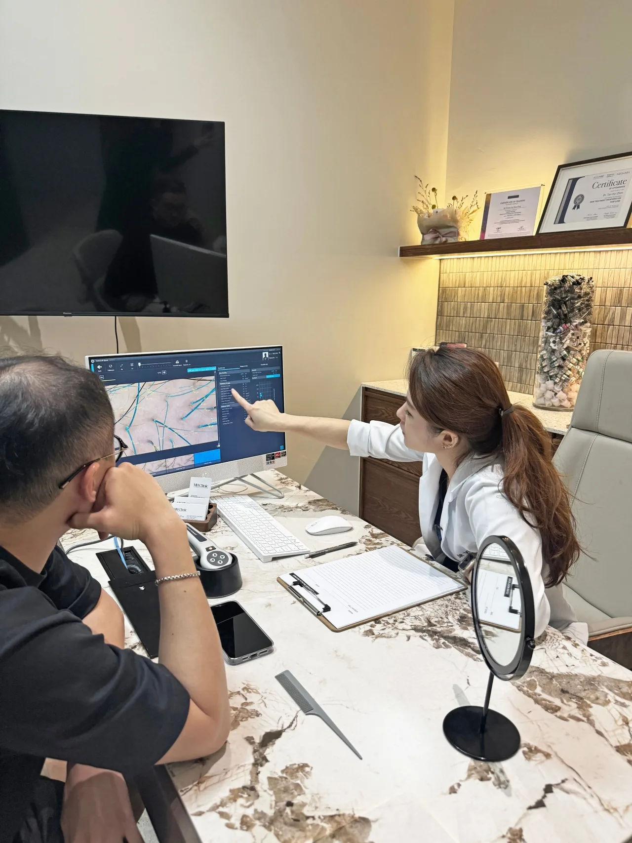 MH Clinic medical hair and scalp assessment
